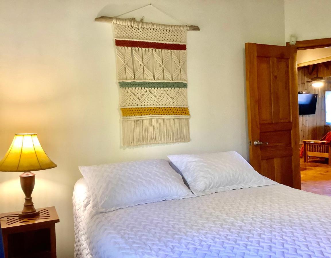 Reef Beach House - 2 Bedrooms Sandy Bay Esterno foto